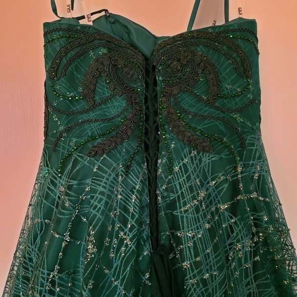 Gorgeous Emerald Green Prom Dress **Like New, Used 1x** - Picture 10 of 11